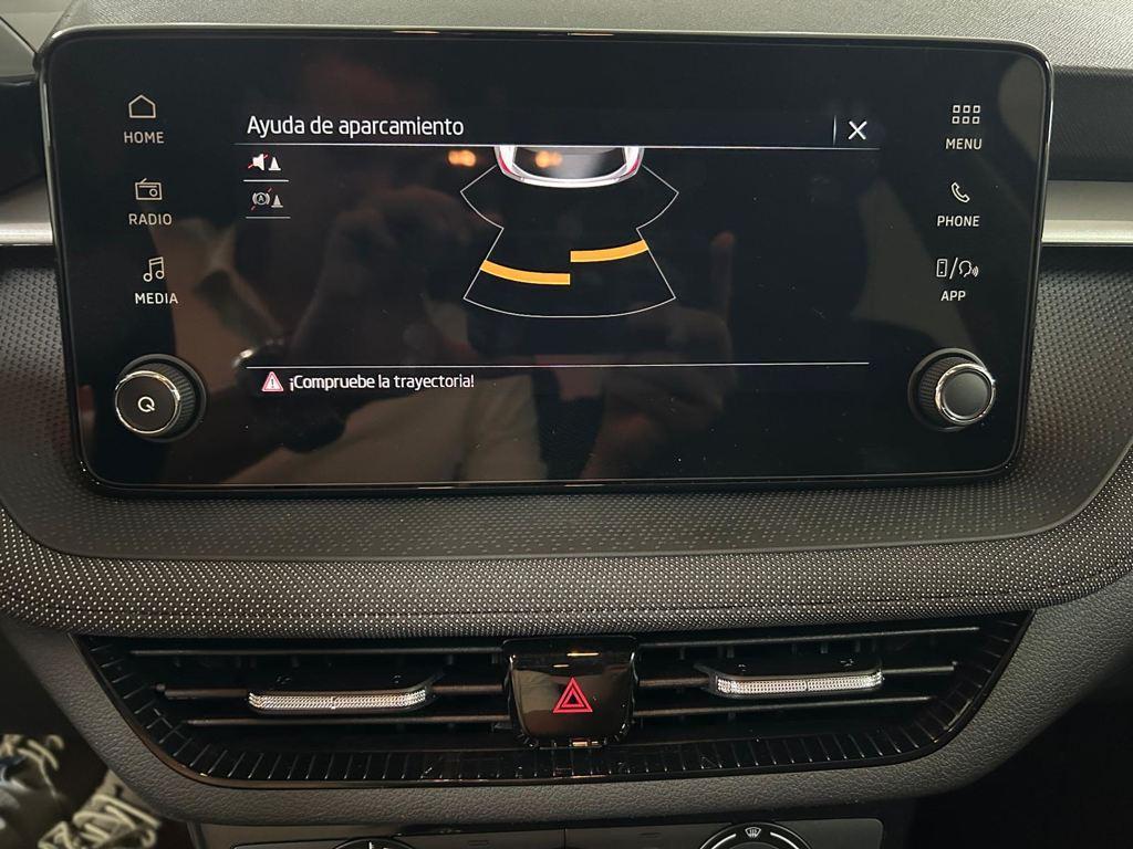 Skoda Fabia 1.0 TSI Selection 70 kW (95 CV) - 14