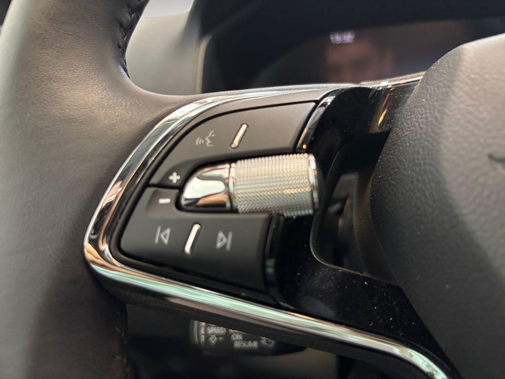 Skoda Karoq 1.5 TSI ACT Selection DSG 110 kW (150 CV) - 8