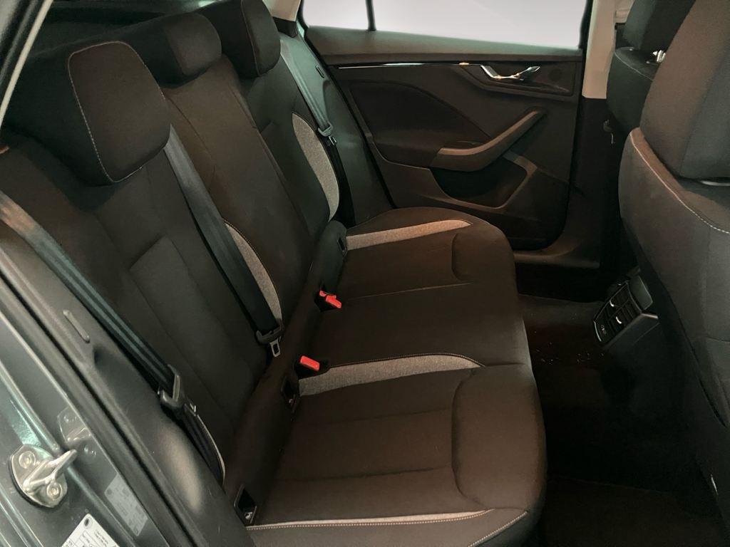 Skoda Kamiq 1.0 TSI Selection 85 kW (115 CV) - 5