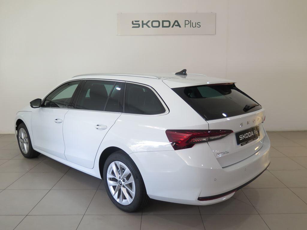 Skoda Octavia Combi 2.0 TDI Selection DSG 110 kW (150 CV) - 1