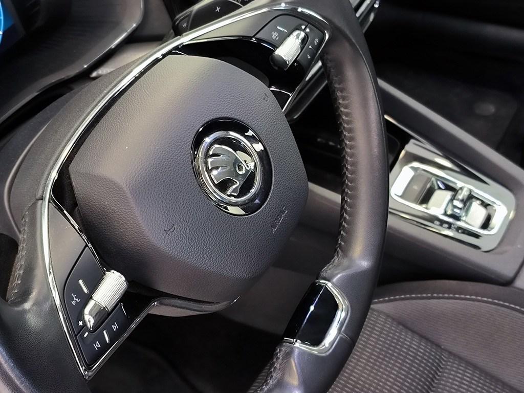 Skoda Octavia 2.0 TDI Ambition DSG 110 kW (150 CV) - 9