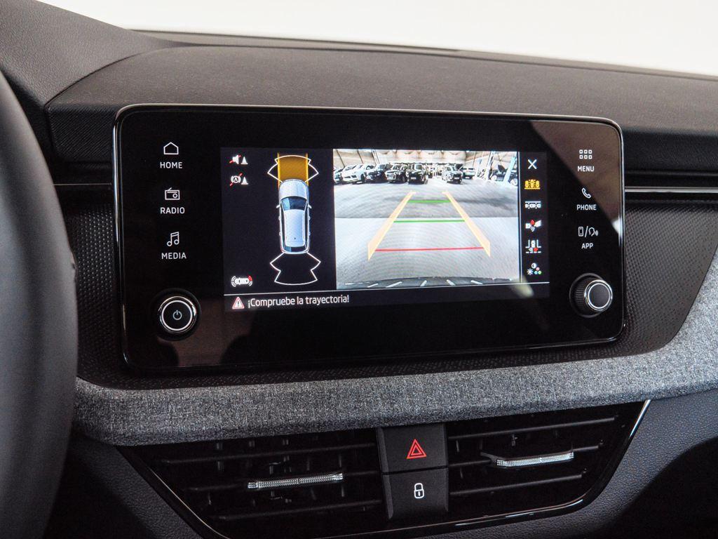 Skoda Kamiq 1.0 TSI Selection DSG 85 kW (115 CV) - 9