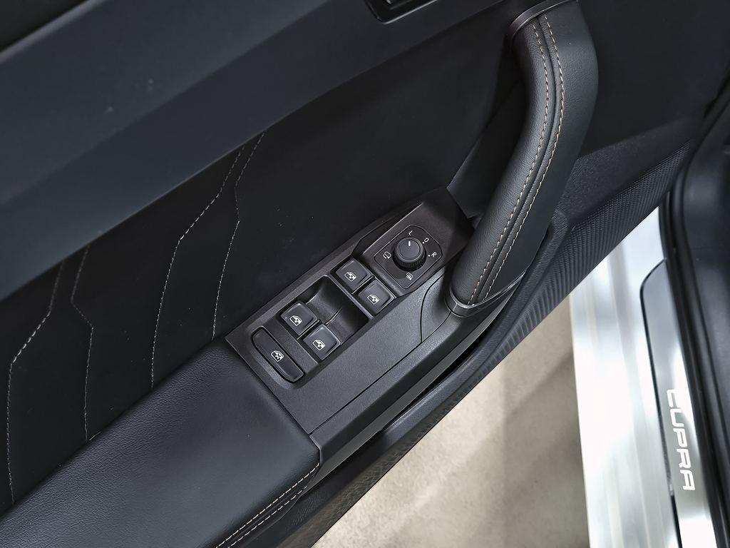 CUPRA Leon Sportstourer 1.5 eTSI DSG 110 kW (150 CV) - 8