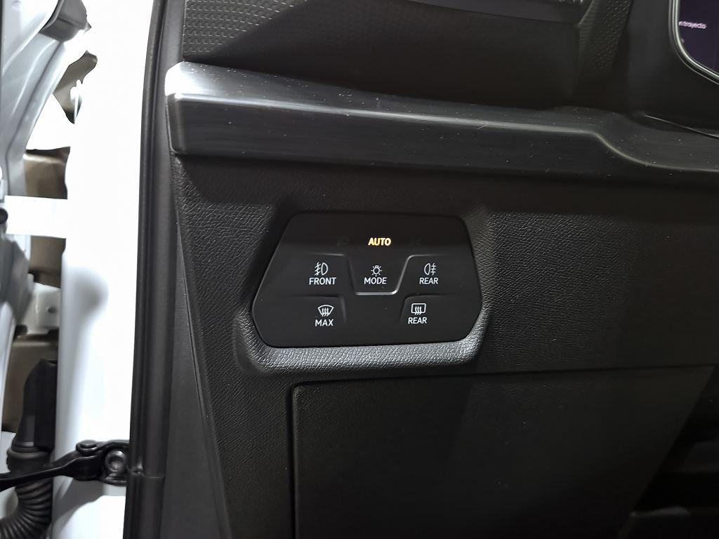 CUPRA Leon Sportstourer 1.5 eTSI DSG 110 kW (150 CV) - 9