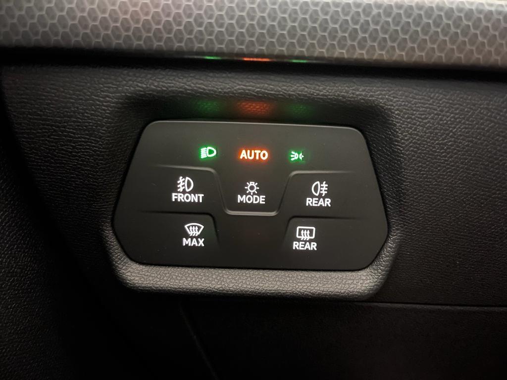 SEAT Leon ST 1.5 eTSI Style Special Edition DSG 110 kW (150 CV) - 11