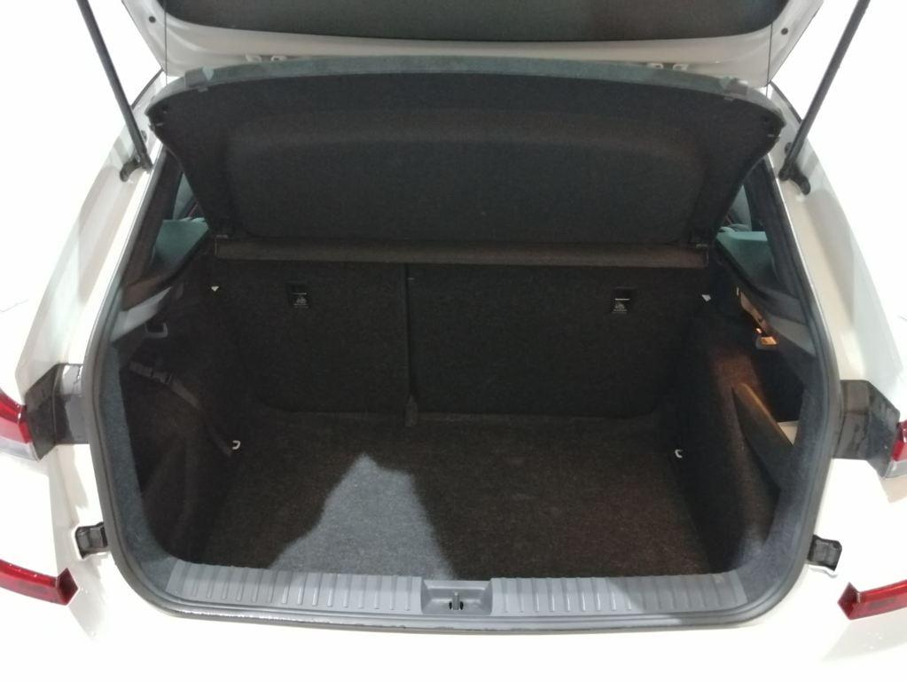 Skoda Kamiq 1.0 TSI Montecarlo DSG 85 kW (115 CV) - 6