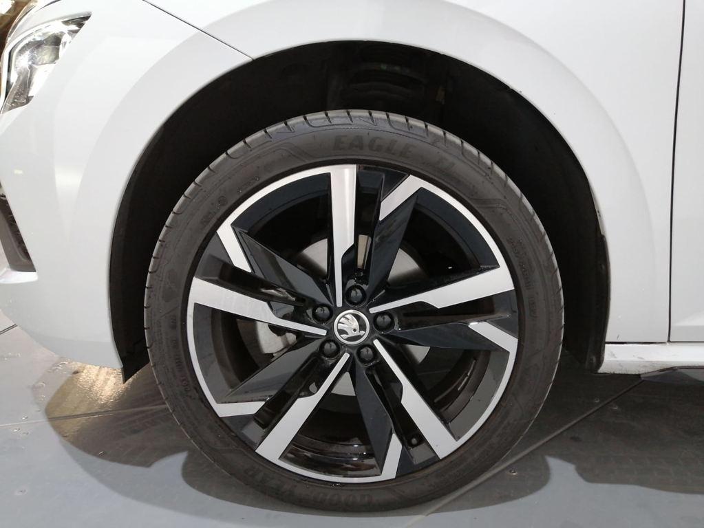 Skoda Kamiq 1.0 TSI Montecarlo DSG 85 kW (115 CV) - 7