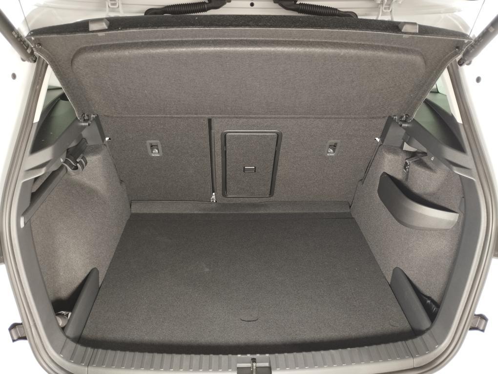 Skoda Karoq 1.5 TSI ACT Design DSG 110 kW (150 CV) - 6