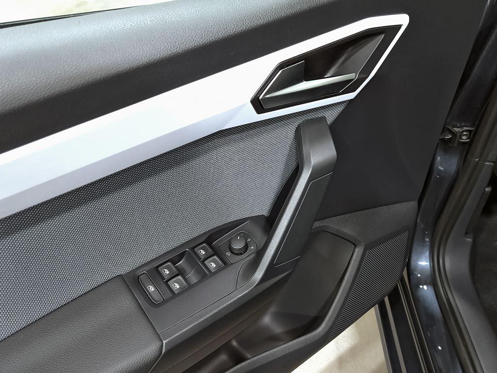 SEAT Ibiza 1.0 TSI Special Edition 85 kW (115 CV) - 8