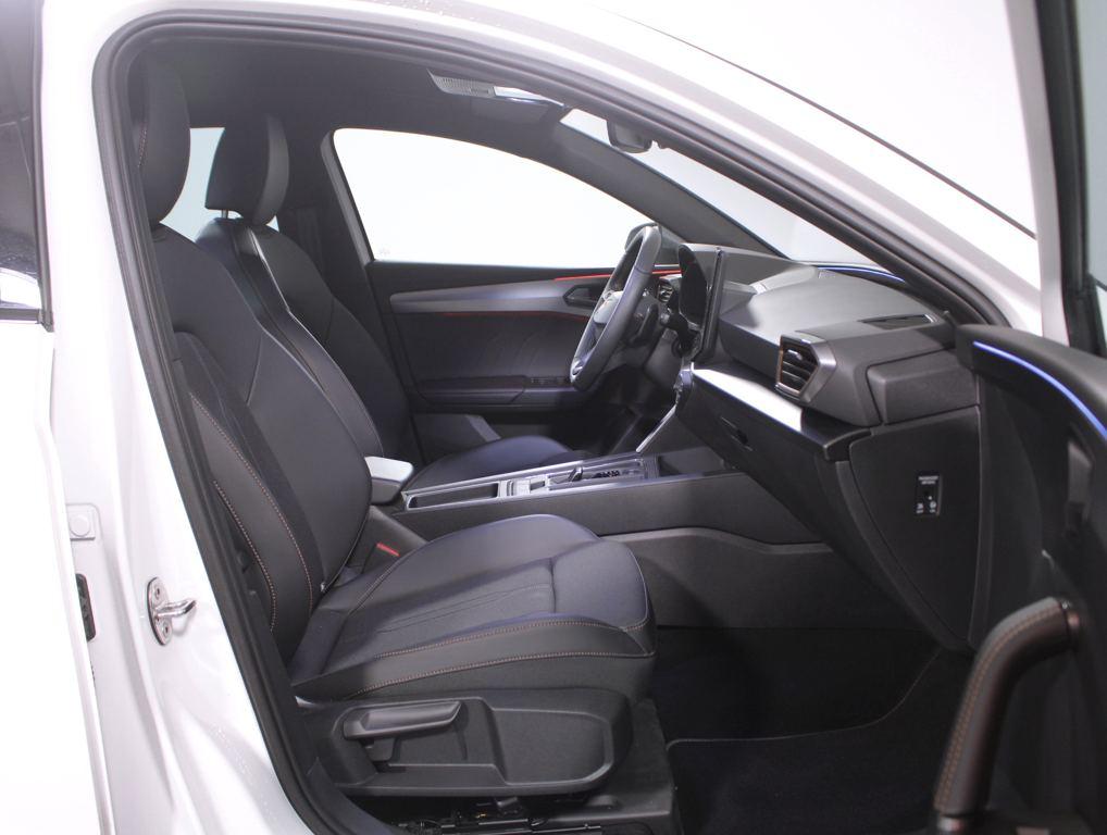 CUPRA Leon Sportstourer 1.5 eTSI DSG 110 kW (150 CV) - 4