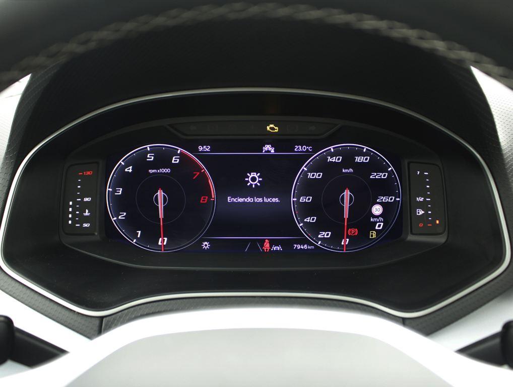 SEAT Arona 1.0 TSI Style XM 85 kW (115 CV) - 8