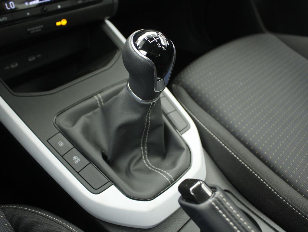 SEAT Arona 1.0 TSI Style XM 85 kW (115 CV) - 9