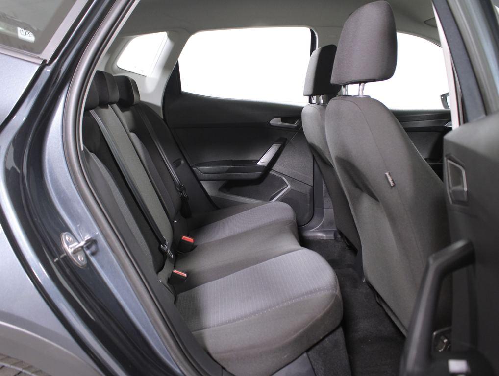 SEAT Arona 1.0 TSI Style XL DSG 85 kW (115 CV) - 5