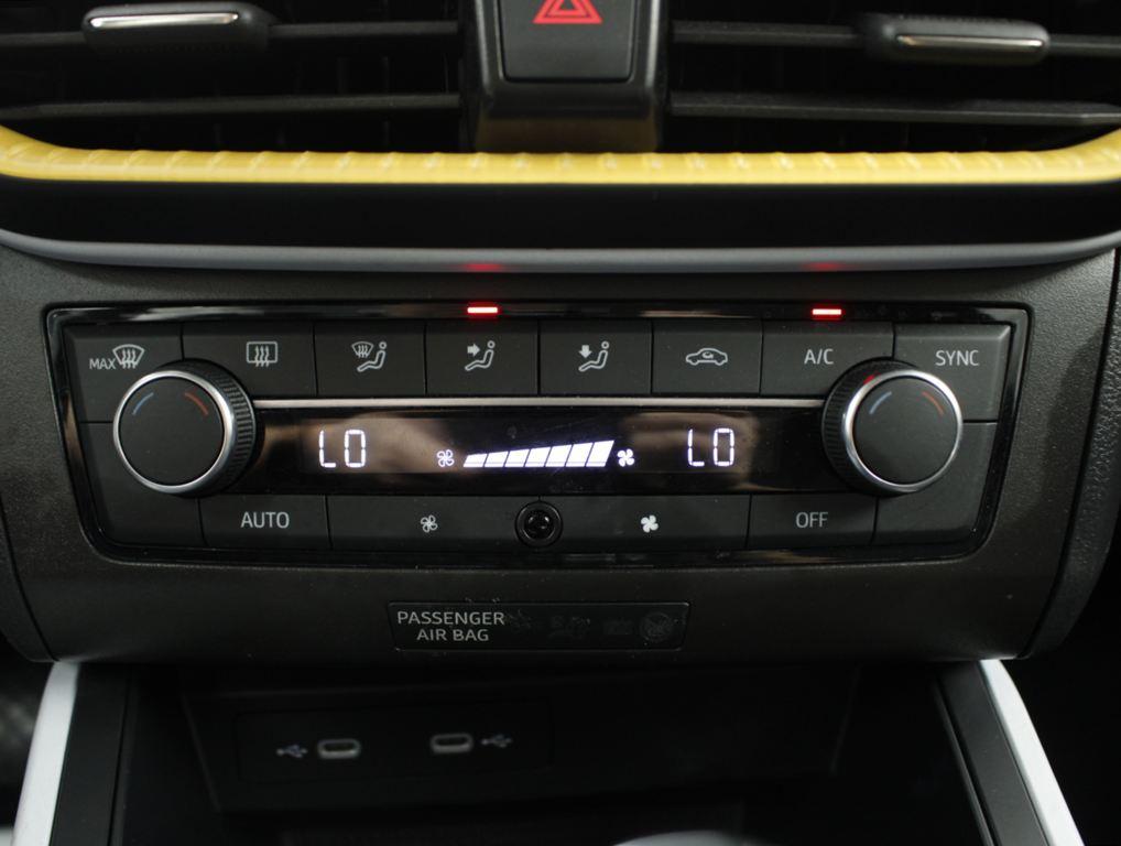 SEAT Arona 1.0 TSI Style XL DSG 85 kW (115 CV) - 10