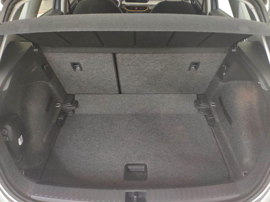 SEAT Arona 1.0 TSI Style XM DSG 85 kW (115 CV) - 6