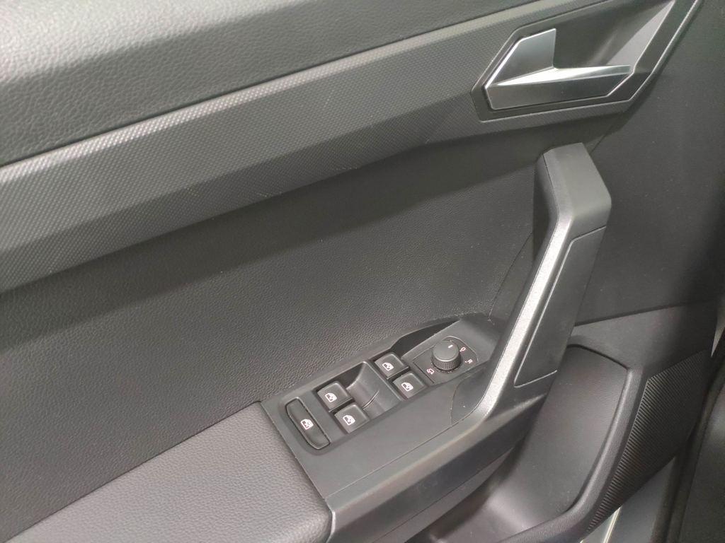 SEAT Arona 1.0 TSI Style XM DSG 85 kW (115 CV) - 15