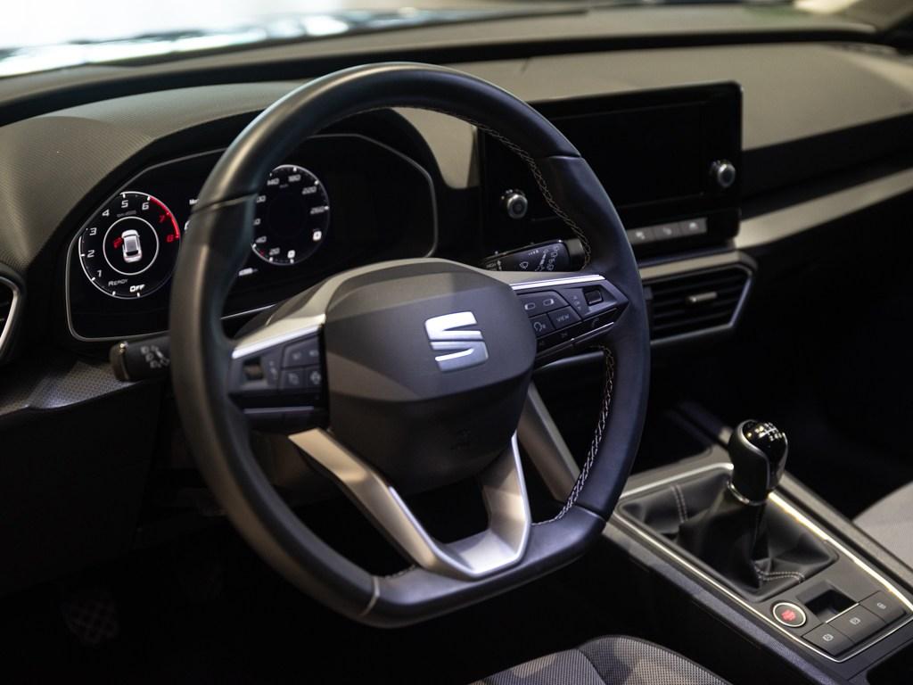 SEAT León 1.0 TSI S&S Style 25 Aniversario 81 kW (110 CV) - 8