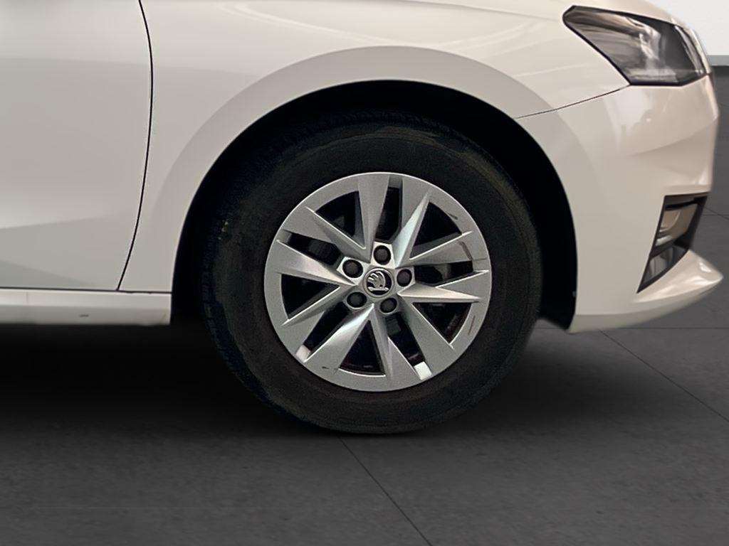 Skoda Fabia 1.0 TSI Selection 70 kW (95 CV) - 7