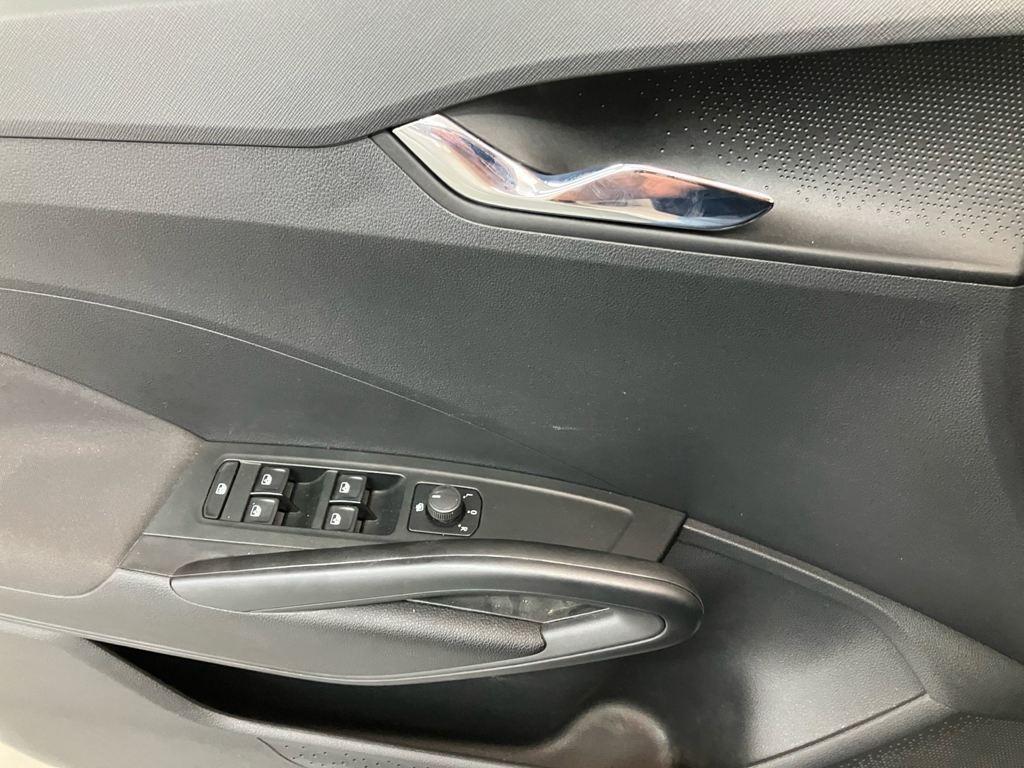 Skoda Fabia 1.0 TSI Selection 70 kW (95 CV) - 12