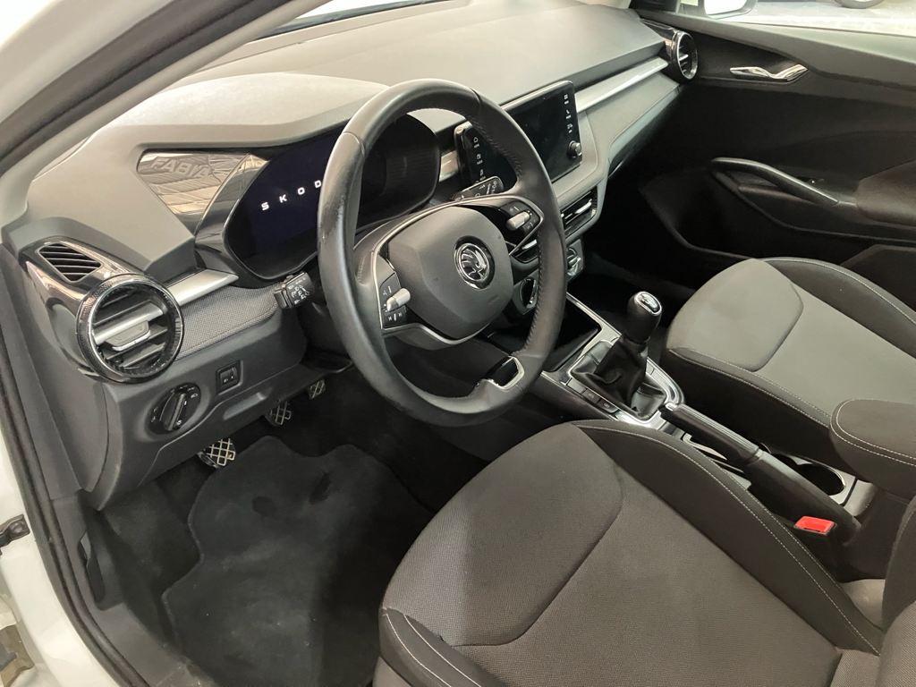 Skoda Fabia 1.0 TSI Selection 70 kW (95 CV) - 14