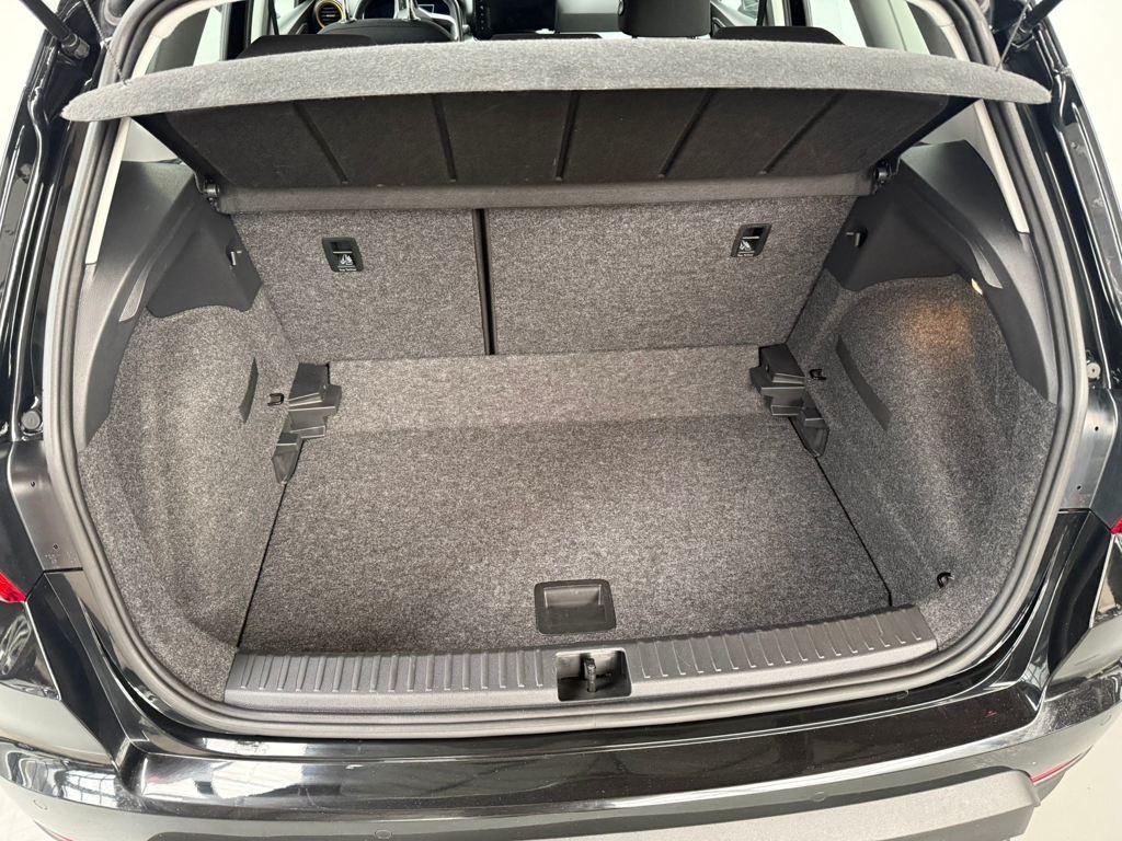 SEAT Arona 1.0 TSI Style XL DSG 85 kW (115 CV) - 6