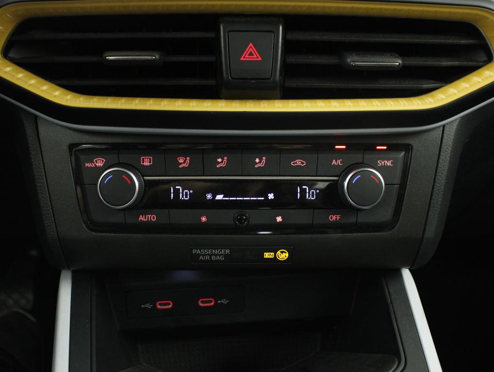 SEAT Arona 1.0 TSI Style XM DSG 81 kW (110 CV) - 10