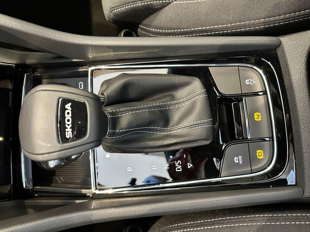 Skoda Karoq 1.5 TSI ACT Sportline DSG 110 kW (150 CV) - 16