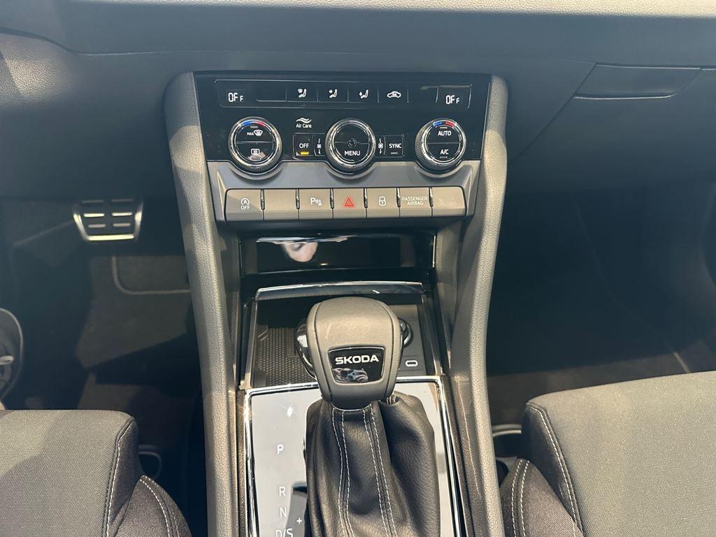 Skoda Karoq 1.5 TSI ACT Sportline DSG 110 kW (150 CV) - 19