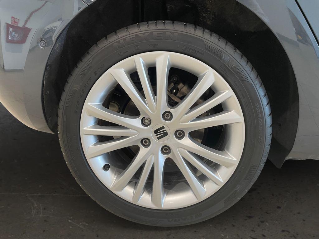 SEAT León 1.5 eTSI S&S Style Special Edition Vision DSG 110 kW (150 CV) - 7