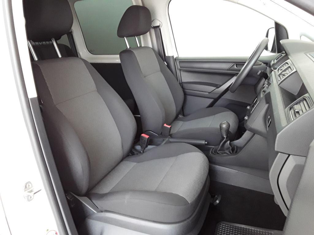 Volkswagen Caddy Profesional Kombi 2.0 TDI BMT 75 kW (102 CV) - 4