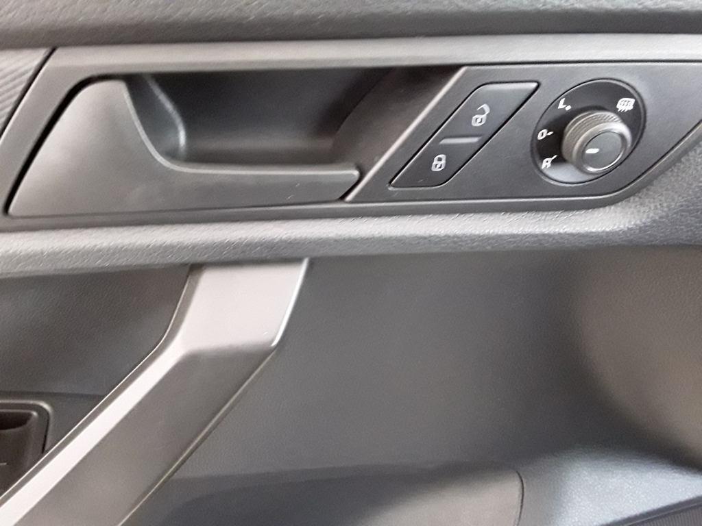 Volkswagen Caddy Profesional Kombi 2.0 TDI BMT 75 kW (102 CV) - 11