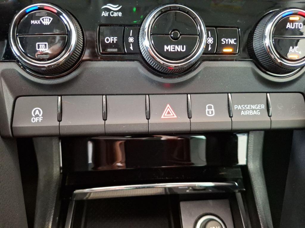 Skoda Karoq 2.0 TDI Ambition DSG 85 kW (115 CV) - 11