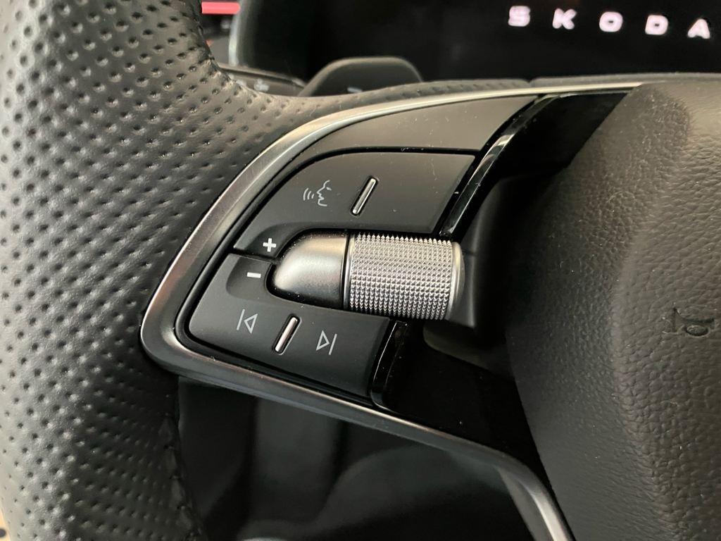 Skoda Scala Design 1.0 TSI DSG 85 kW (115 CV) - 8