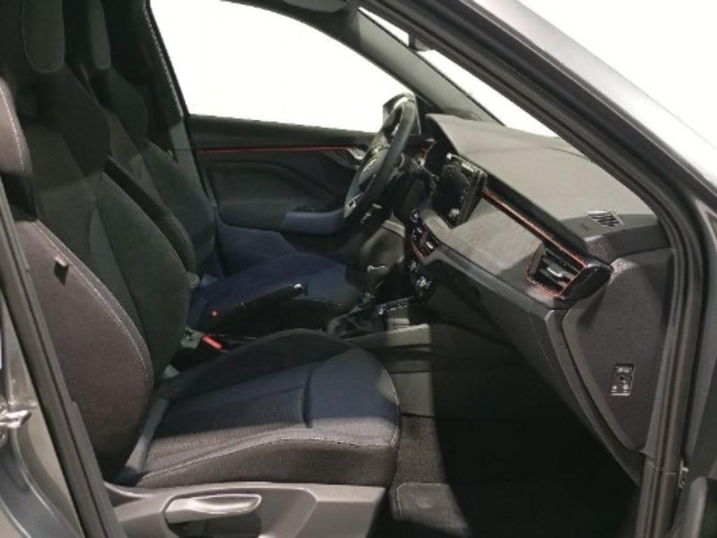 Skoda Kamiq 1.0 TSI Design DSG 85 kW (115 CV) - 4