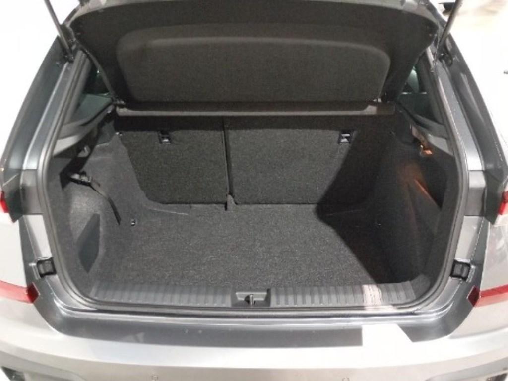 Skoda Kamiq 1.0 TSI Design DSG 85 kW (115 CV) - 6