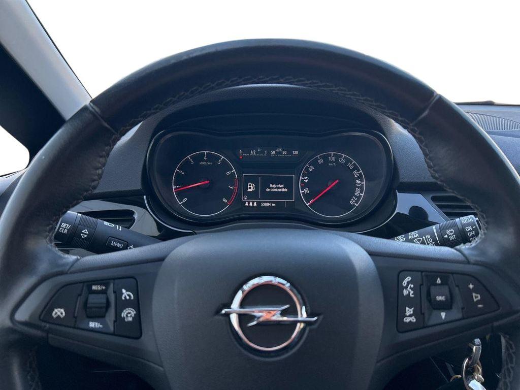 Opel Corsa 1.4 Design Line 66 kW (90 CV) - 10