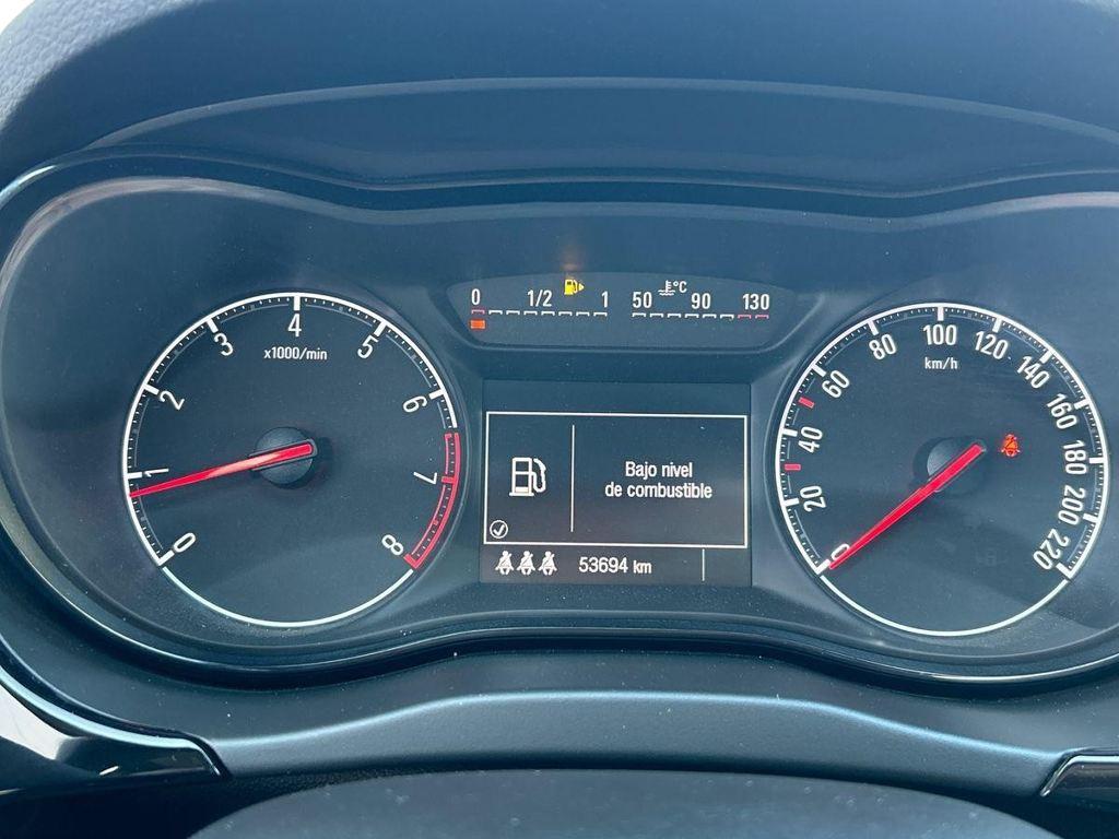 Opel Corsa 1.4 Design Line 66 kW (90 CV) - 11