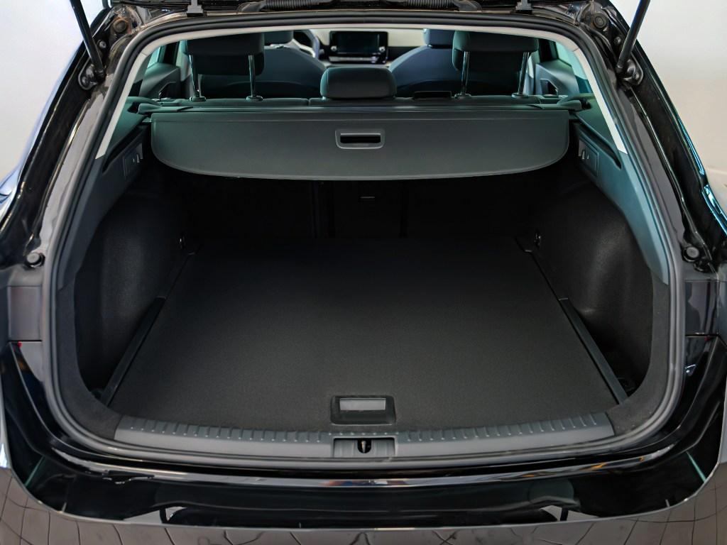 SEAT Leon ST 1.5 eTSI Style Special Edition DSG 110 kW (150 CV) - 6