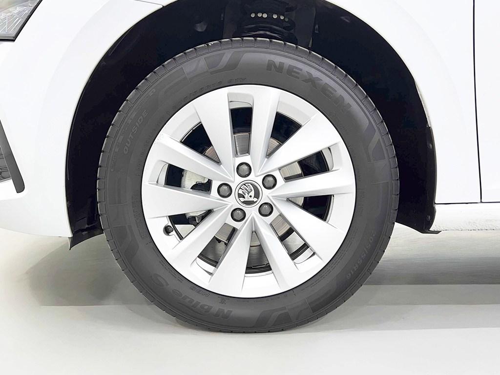 Skoda Scala 1.0 TSI Selection 70 kW (95 CV) - 7