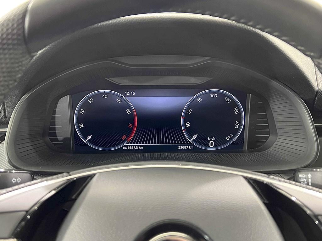 Skoda Scala 1.0 TSI Selection 70 kW (95 CV) - 11