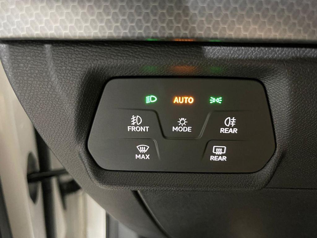 SEAT León 1.5 eTSI S&S Style Special Edition Vision DSG 110 kW (150 CV) - 8