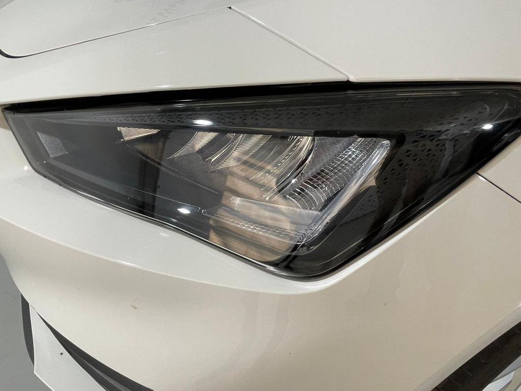 SEAT León 1.5 eTSI S&S Style Special Edition Vision DSG 110 kW (150 CV) - 9