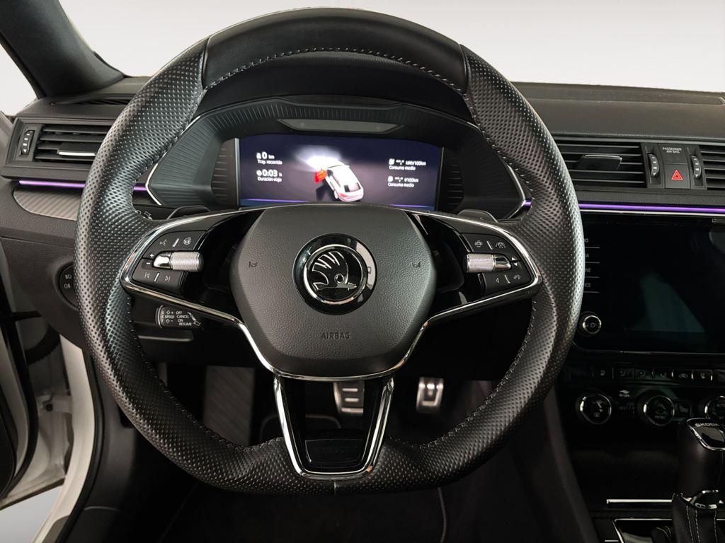 Skoda Superb Combi 1.4 TSI iV P-HEV SportLine DSG 160 kW (218 CV) - 8