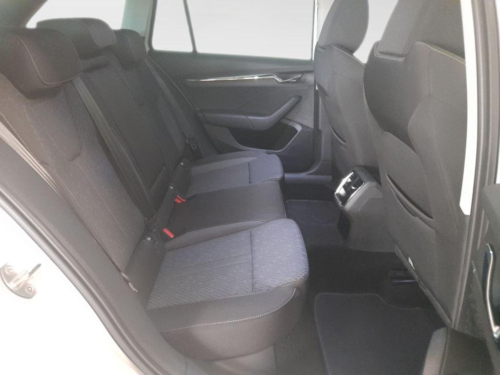 Skoda Octavia Combi 1.4 TSI iV P-HEV Selection DSG 150 kW (204 CV) - 5