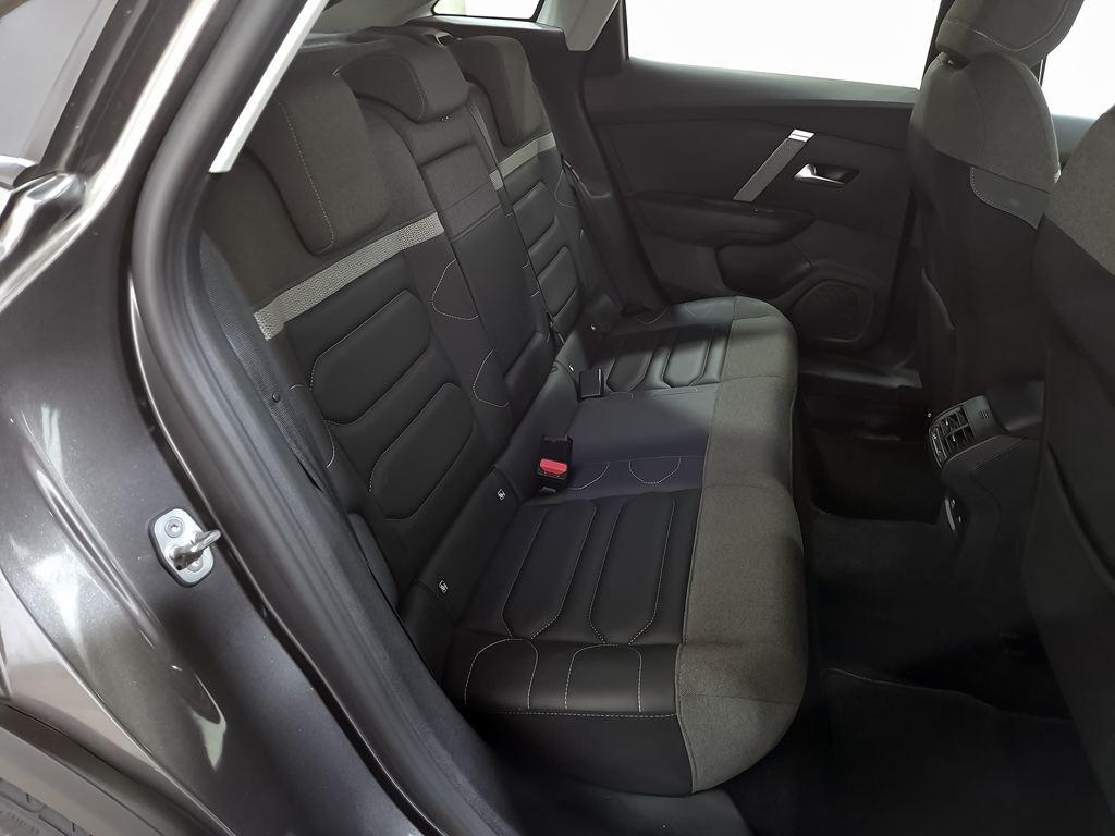 Citroen C4 BlueHDi 130 S&S Shine EAT8 96 kW (130 CV) - 5