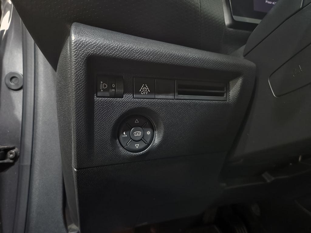 Citroen C4 BlueHDi 130 S&S Shine EAT8 96 kW (130 CV) - 9