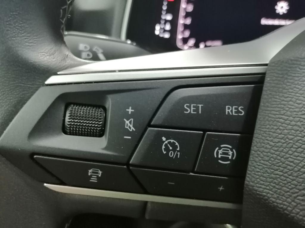 SEAT Arona 1.0 TSI Style Special Edition 85 kW (115 CV) - 9