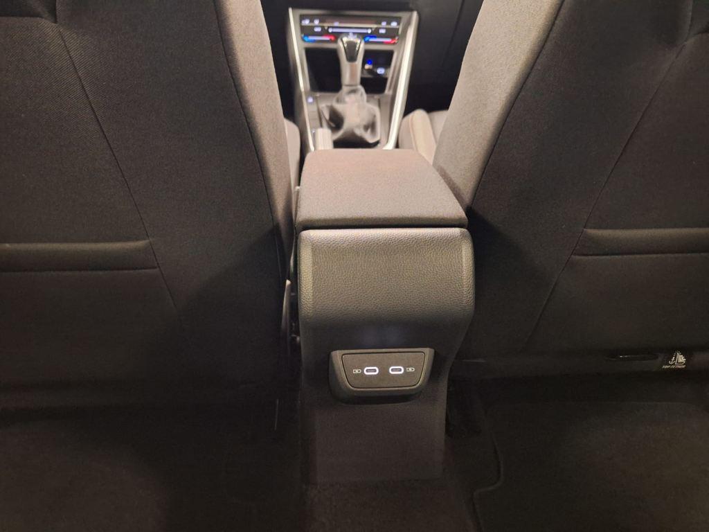 Volkswagen Taigo Life 1.0 TSI 81 kW (110 CV) DSG - 12