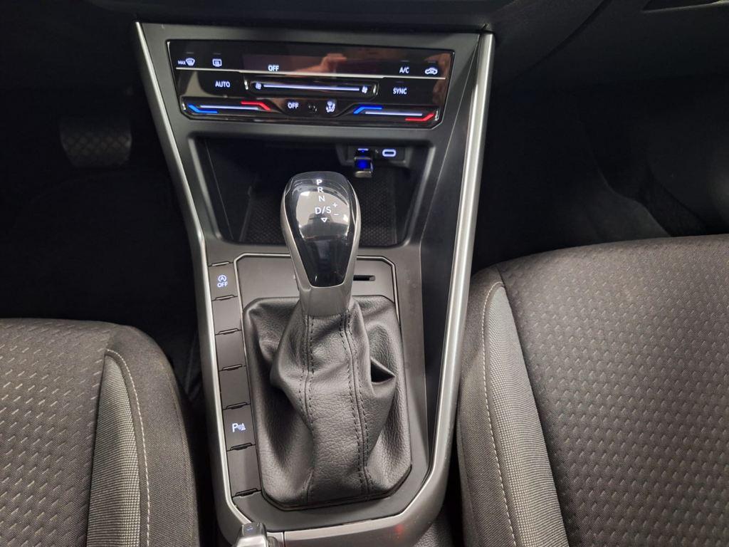 Volkswagen Taigo Life 1.0 TSI 81 kW (110 CV) DSG - 13