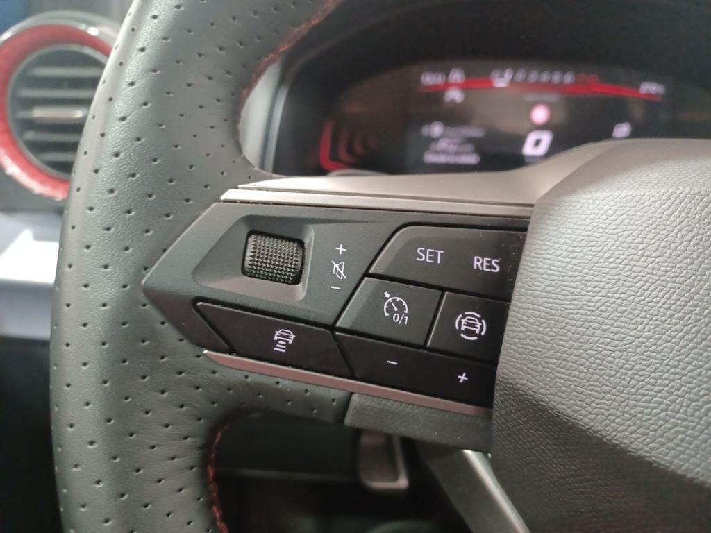 SEAT Arona 1.0 TSI FR XM DSG 85 kW (115 CV) - 8